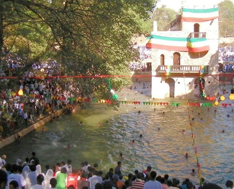 Timkat,Fasilides_Bath